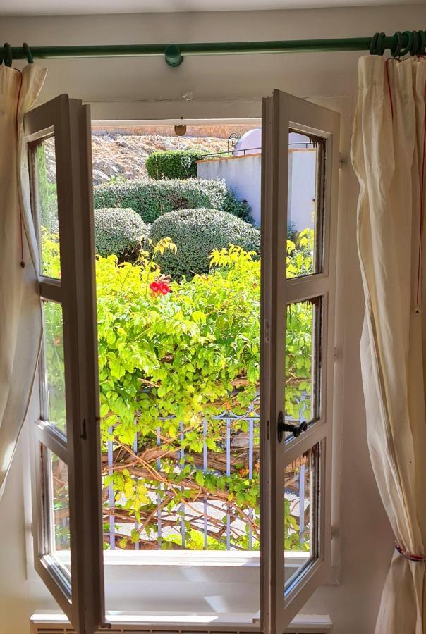 Apartament Hameau Des Amandiers - Vue Mer, Golf Et Vignes Saint-Cyr-sur-Mer Zewnętrze zdjęcie